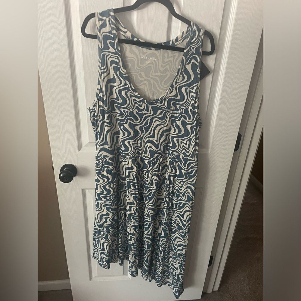 🆕 Ava & Viv Women Dress Sz 2X (20w22w) Blue Swirl Sleeveless Asymmetrical Hem